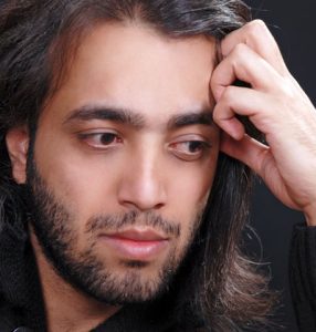 محسن یاحقی سقوط