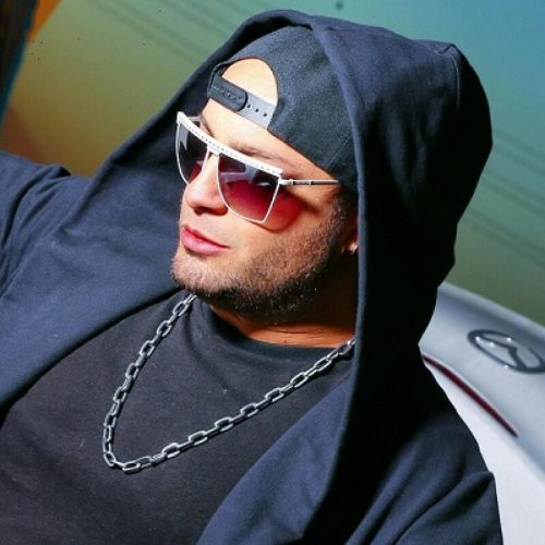 متین دو حنجره - بازنده