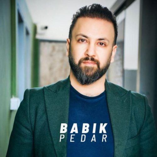 بابیک - پدر